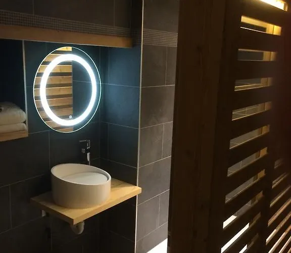 Le De L'atelier - Le Nord Panzió Champéry