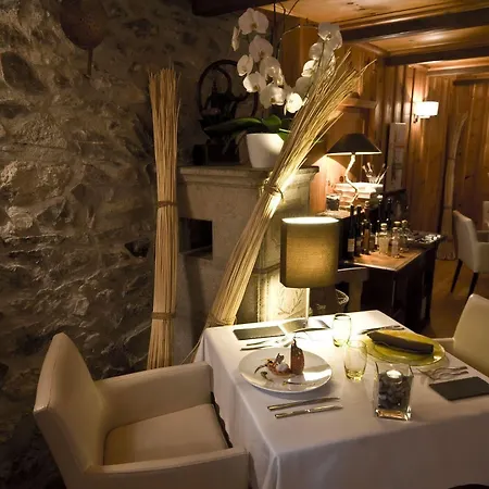 Le De L'atelier Bed & Breakfast 3*